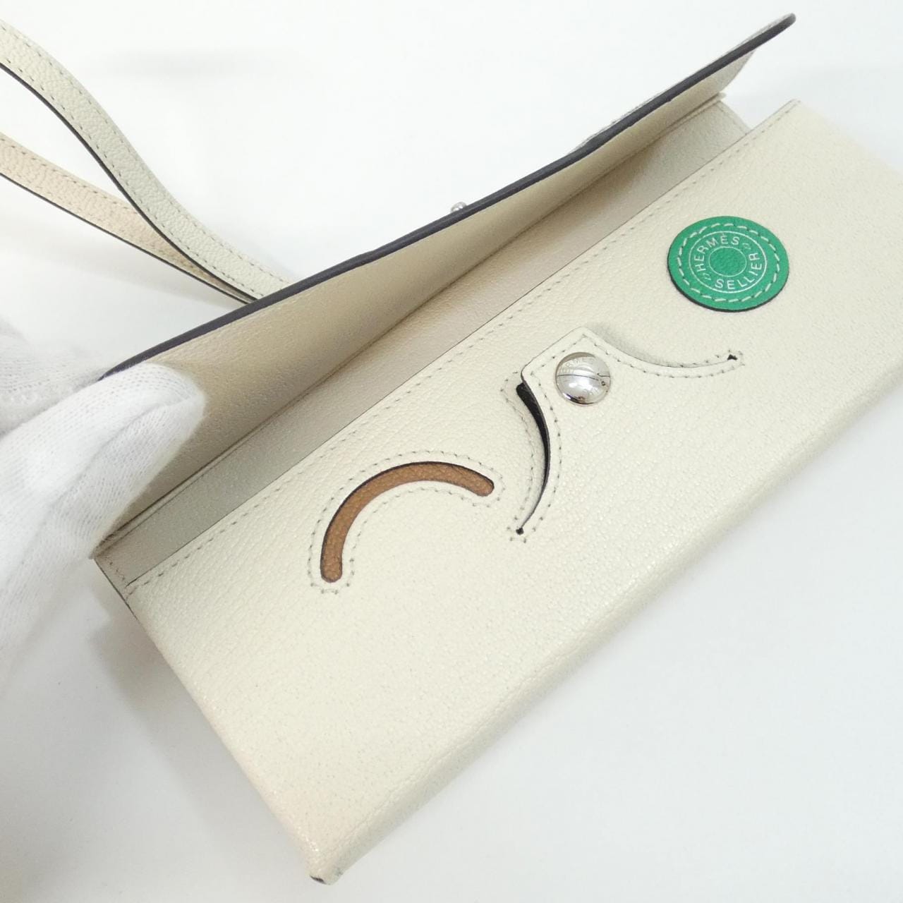 エルメス イン ザ ループ ウィンク 083601CK グラスケース