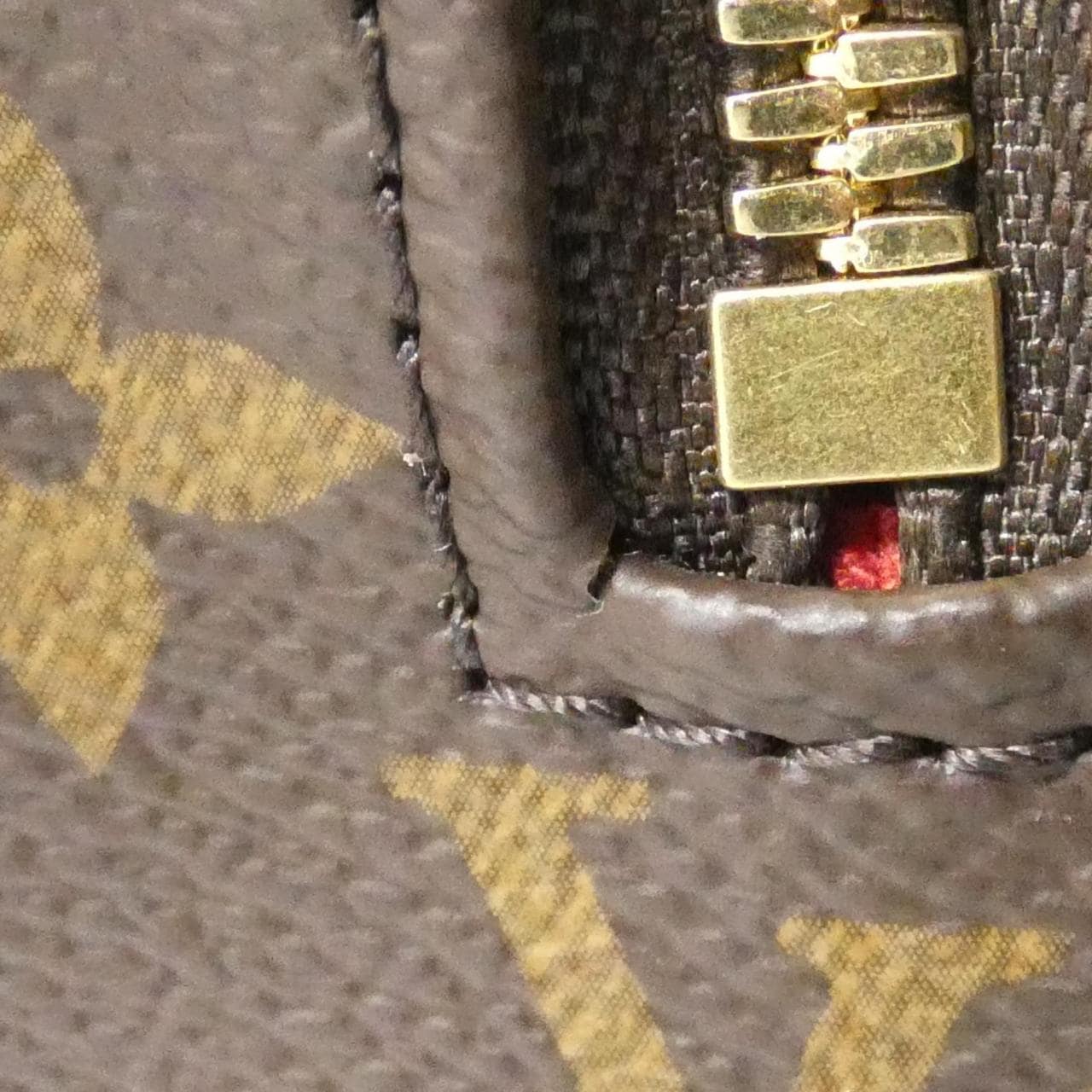 ルイヴィトン モノグラム ジャイアント オンザゴーEW M46653 バッグ