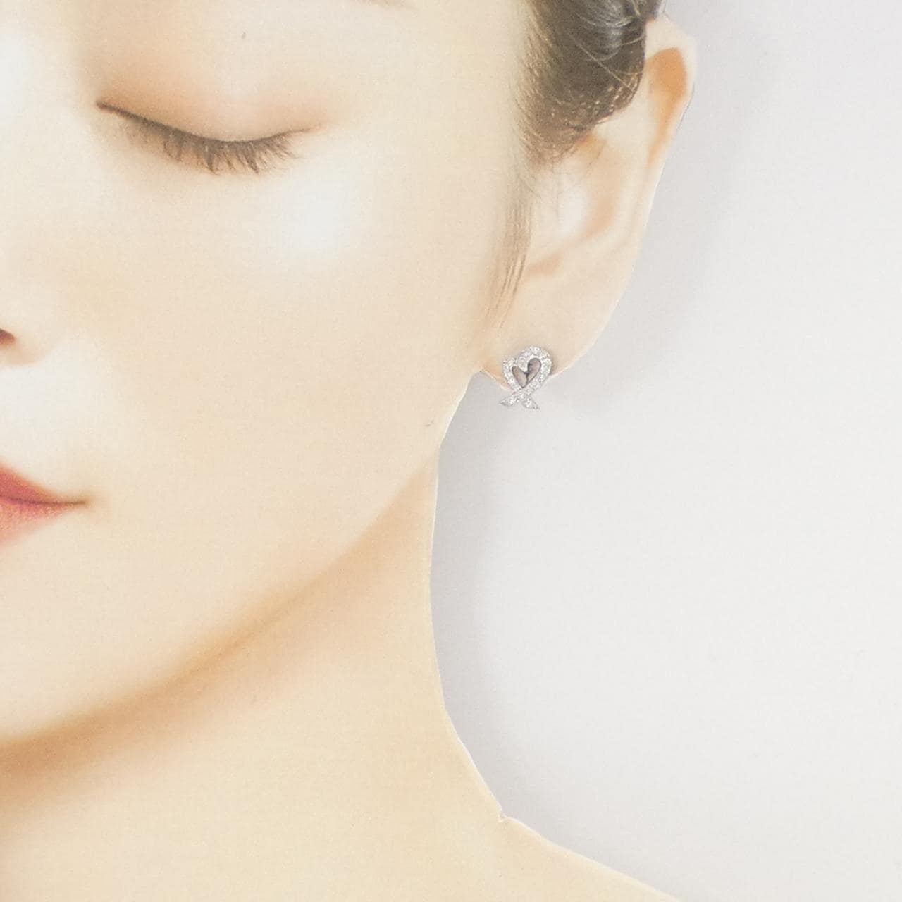 ティファニー ラビングハート ピアス