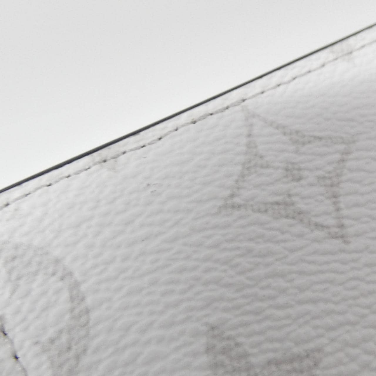 LOUIS VUITTON Taiga Llama Portefeuille Brazza M30889 皮夾