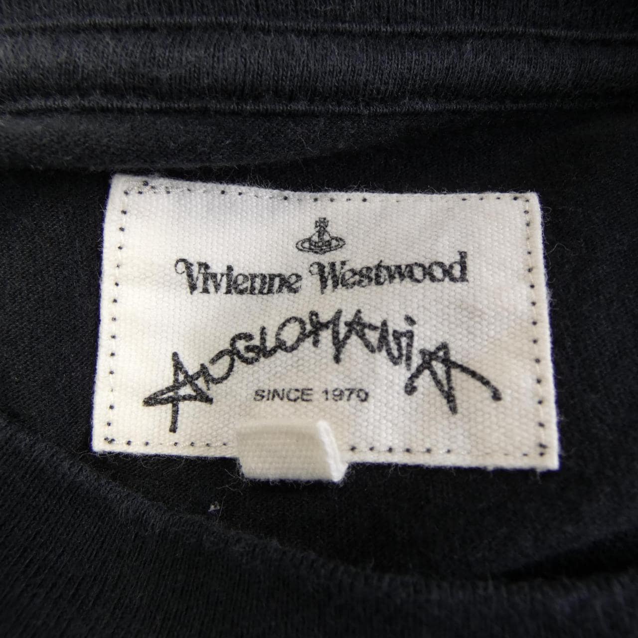 ヴィヴィアンウェストウッド Vivienne Westwood ANGLOMANIA Tシャツ