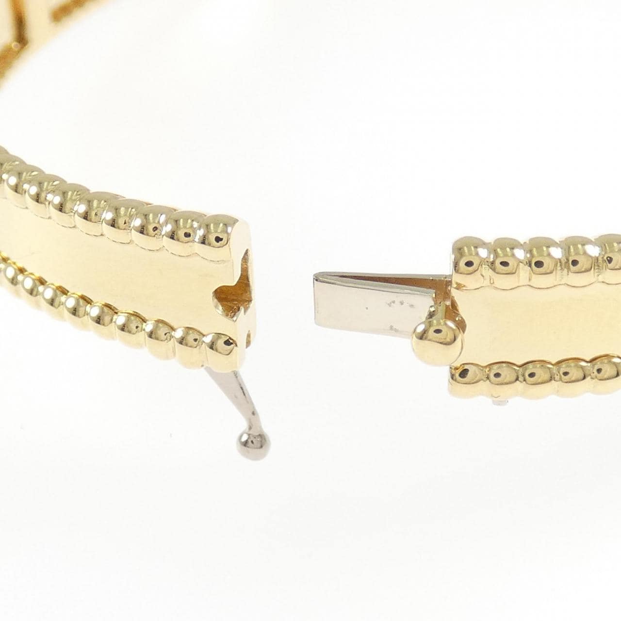 ヴァンクリーフ&アーペル ペルレ シニアチュール バングル