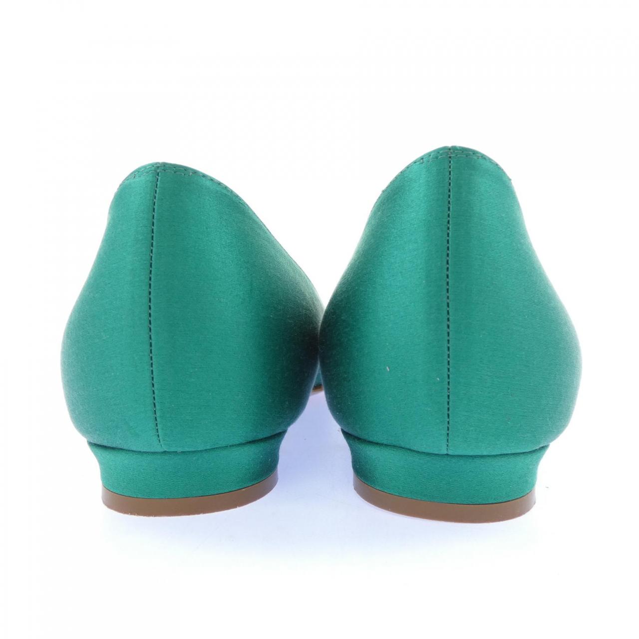 マノロブラニク MANOLO BLAHNIK HANGISIFLAT サテン フラットシューズ