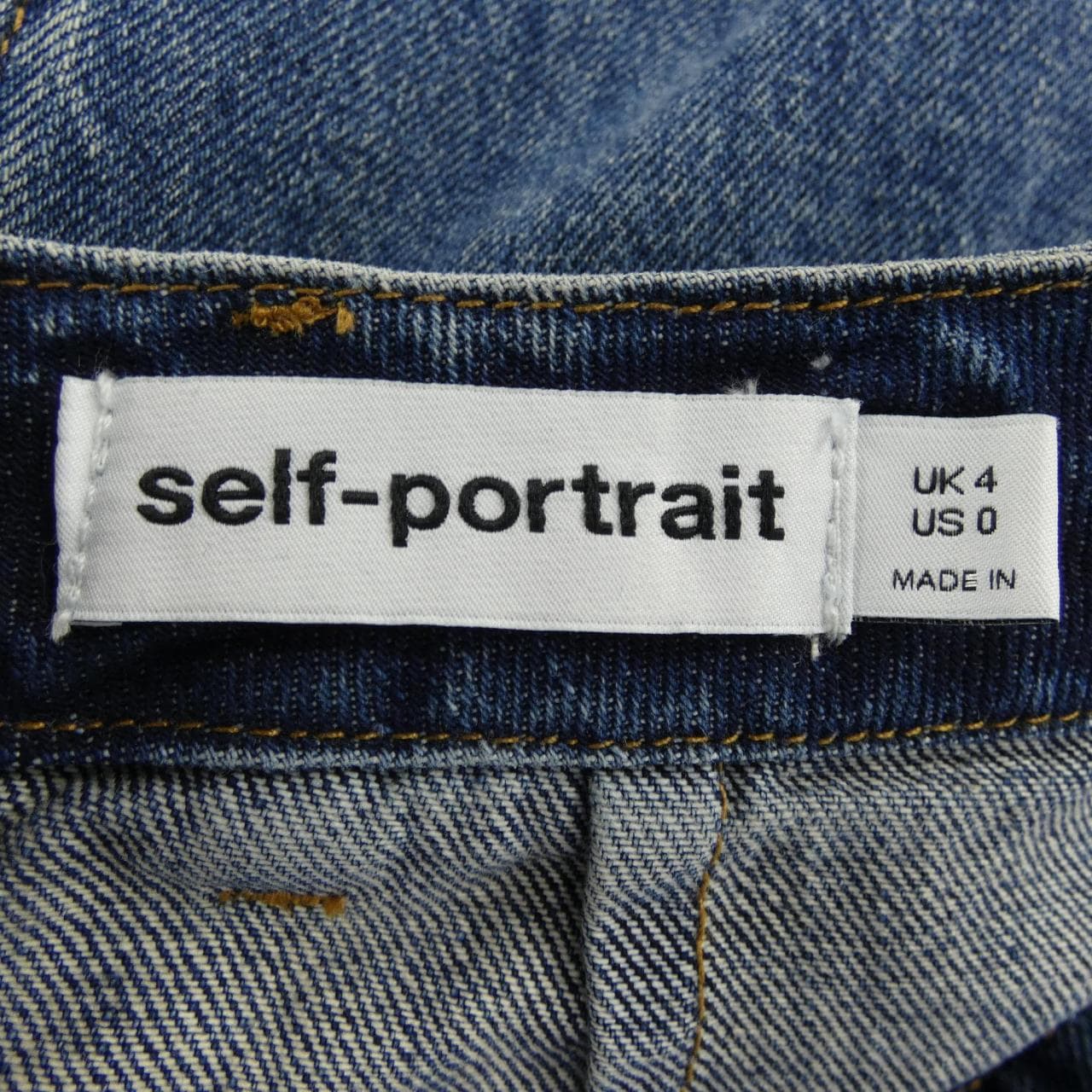 セルフポートレイト self-portrait スカート