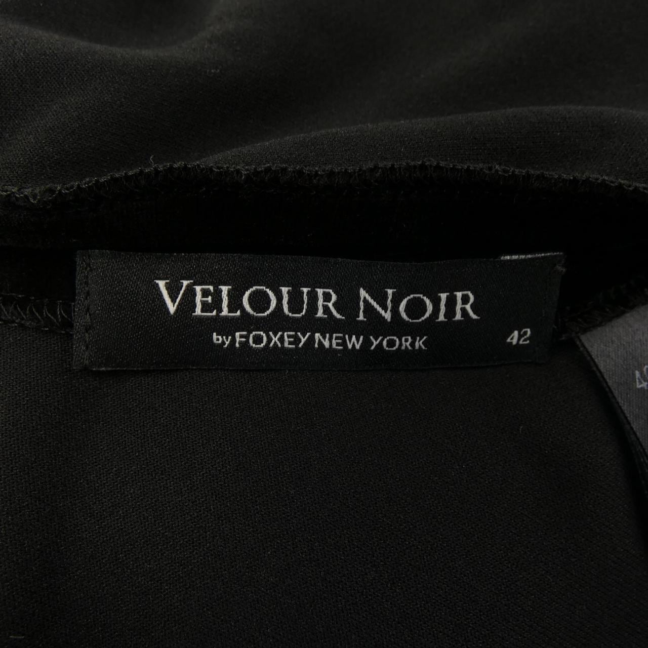 VERO NOIR VELOUR NOIR上衣