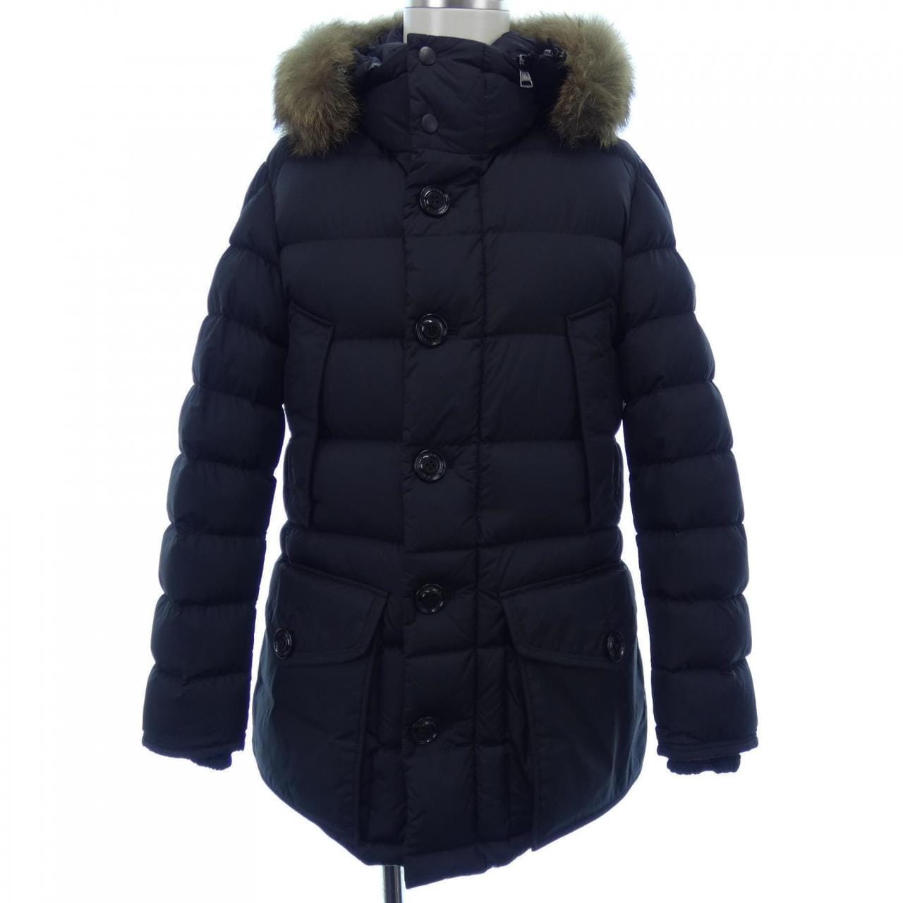 モンクレール MONCLER ダウンジャケット