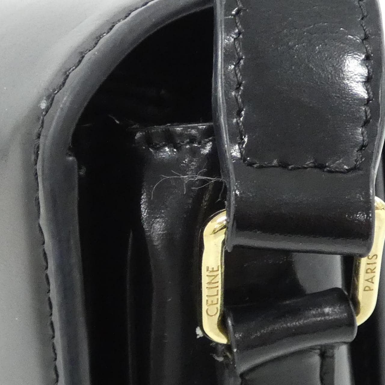 セリーヌ クラシック トリオンフ 187363BF4 ショルダーバッグ