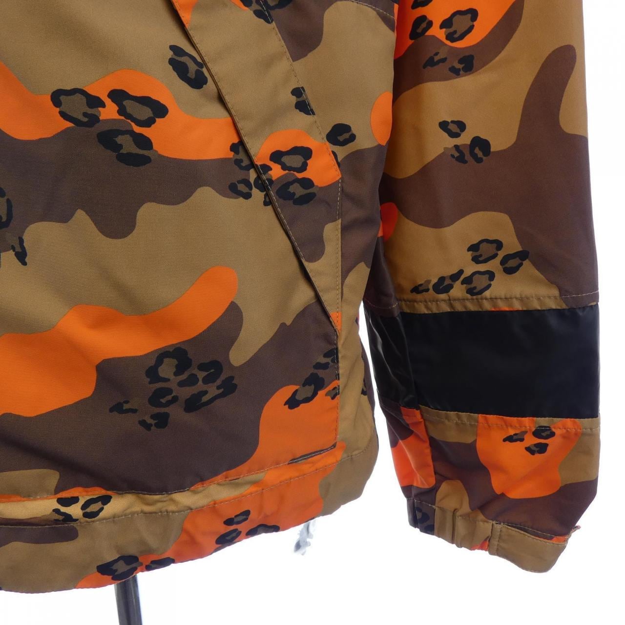 モンクレール MONCLER ADOUR ジャケット