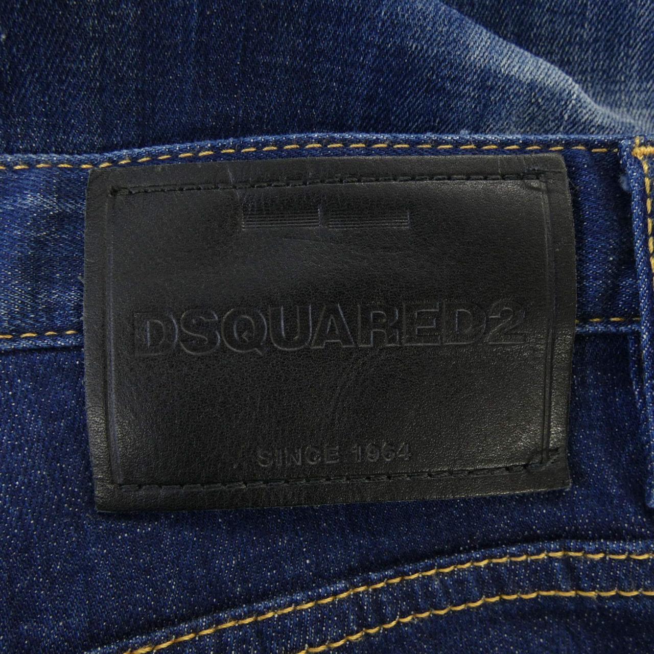 ディースクエアード DSQUARED2 S74LB1558 ジーンズ