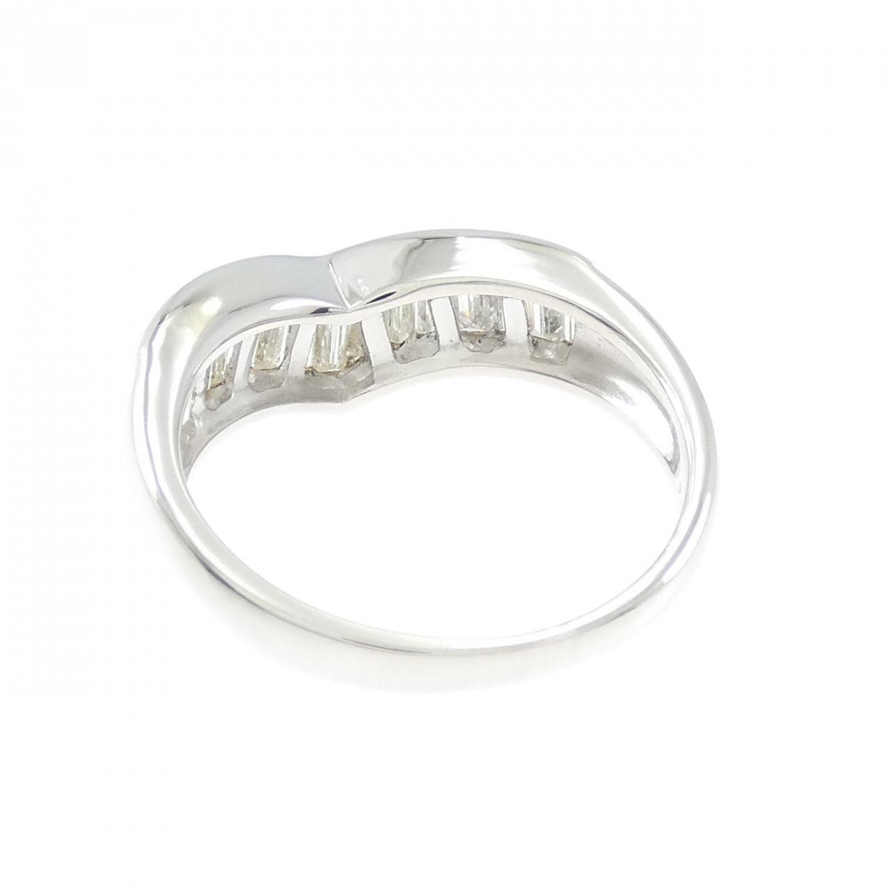 PT900 ダイヤモンド リング 1.00CT