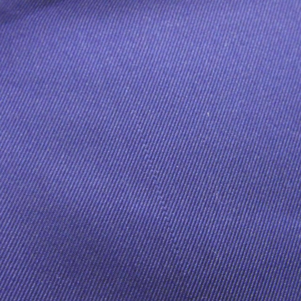 エルメス AU FIL DE LA SOIE カレ スカーフ