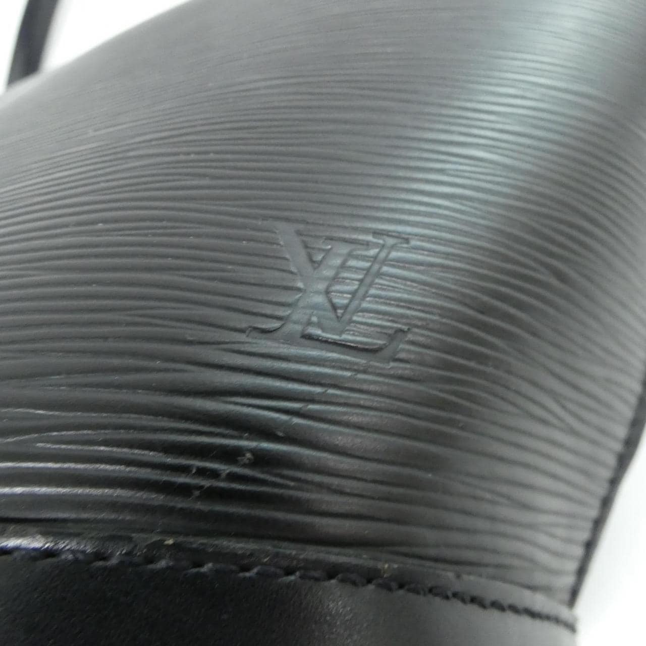 ルイヴィトン エピ サンジャック ショッピング M52262 ショルダーバッグ