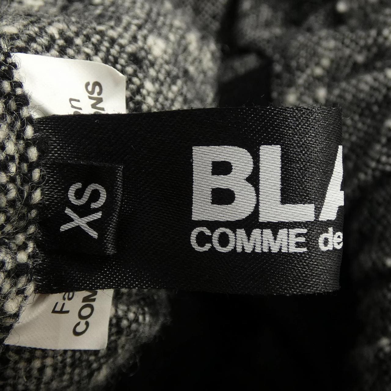 ブラックコムデギャルソン BLACK COMME des GARCONS 1N-S010 スカート