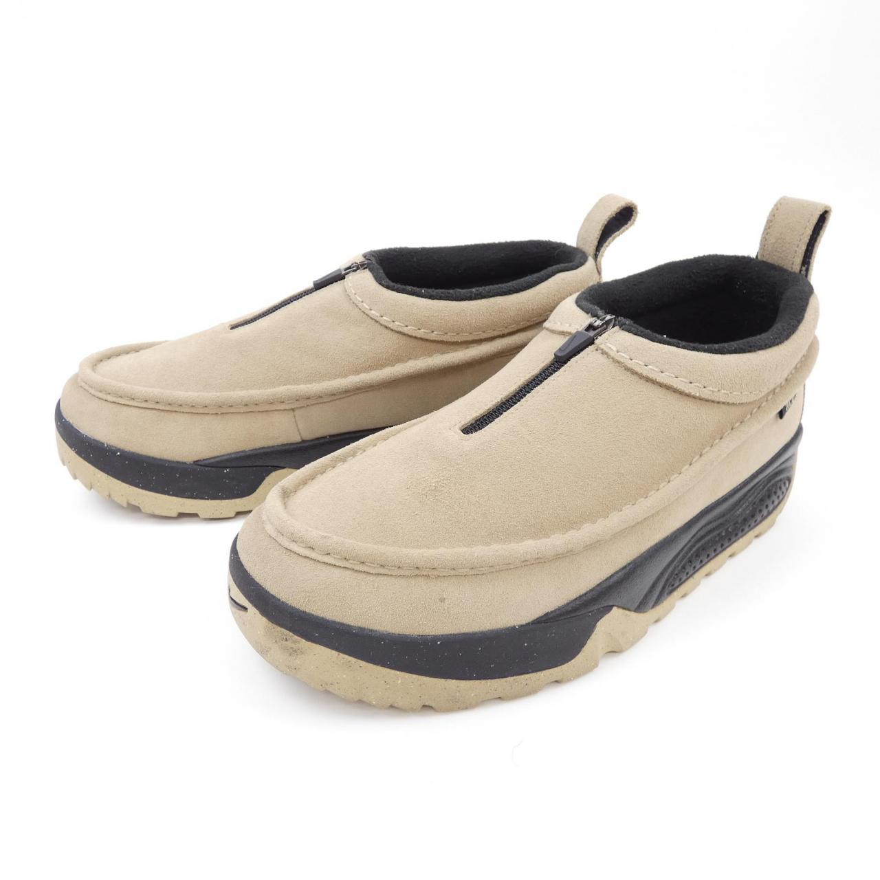 ナイキ NIKE スニーカー