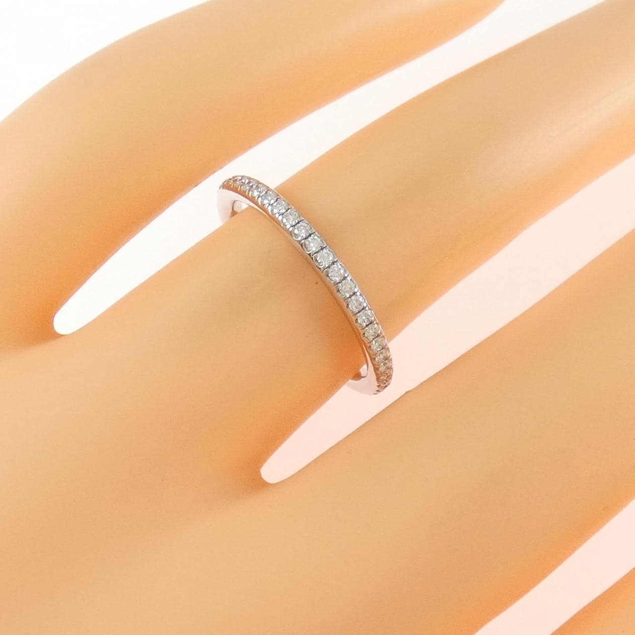 HARRY WINSTON Micro钉戒指