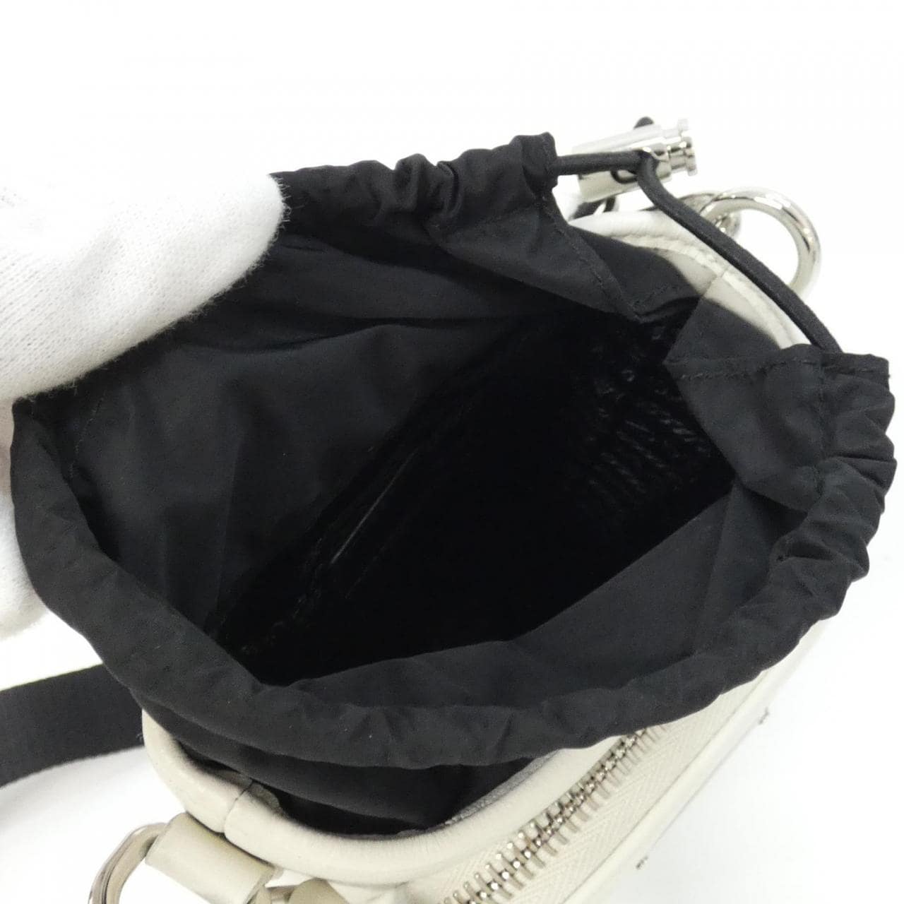 プラダ 2ZH155 フォンケース