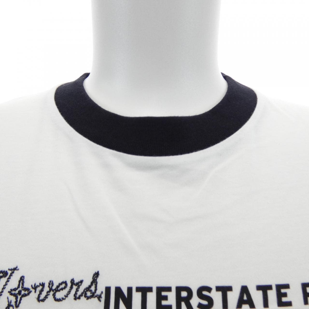 ルイヴィトン LOUIS VUITTON HRY82WFG1 Tシャツ