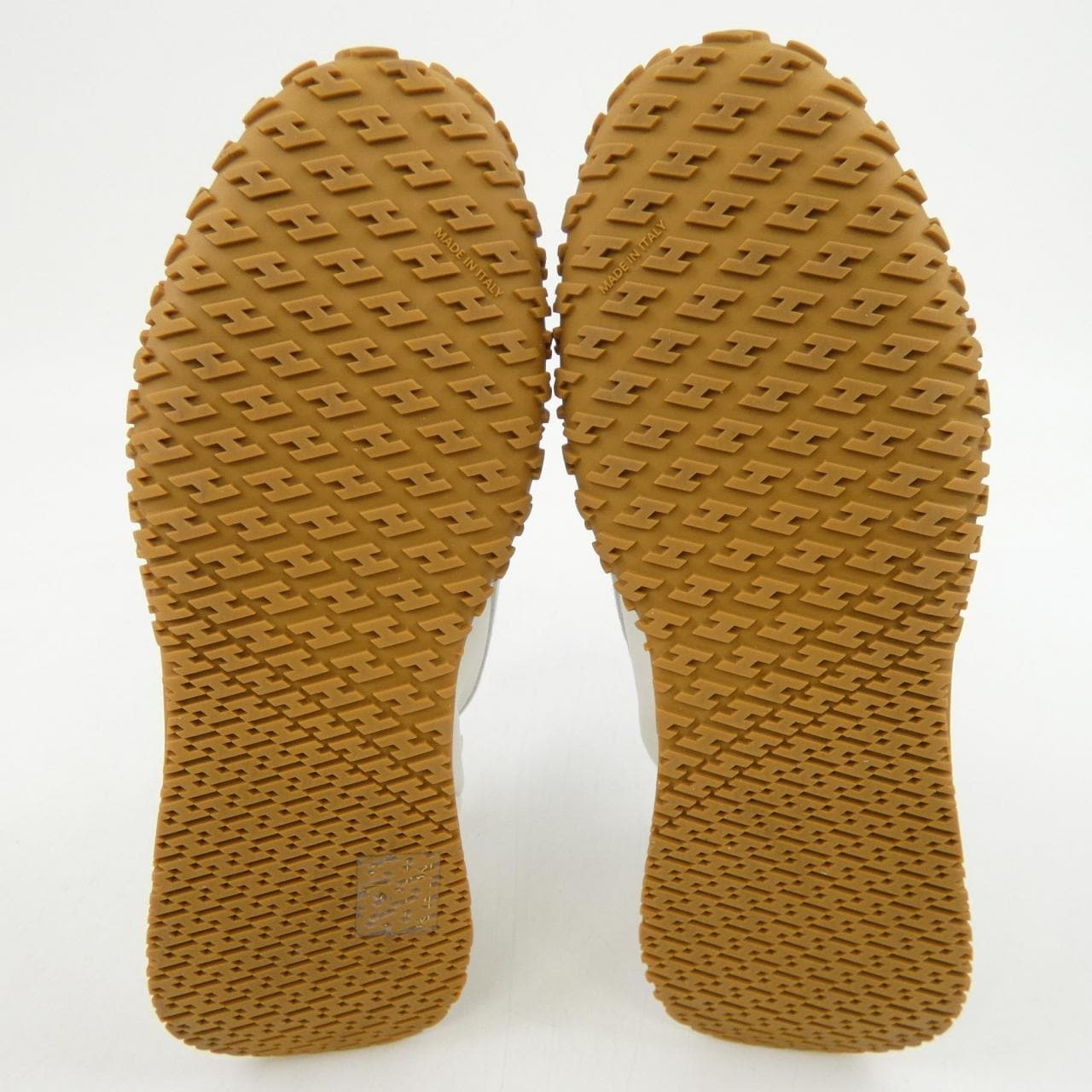 エルメス HERMES ジェット Hシグネチャー 242154Z スニーカー