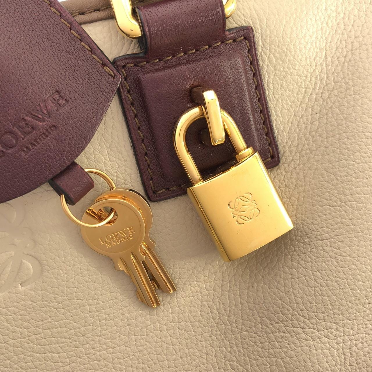 ロエベ アマソナ 28cm 352 62 A03 バッグ