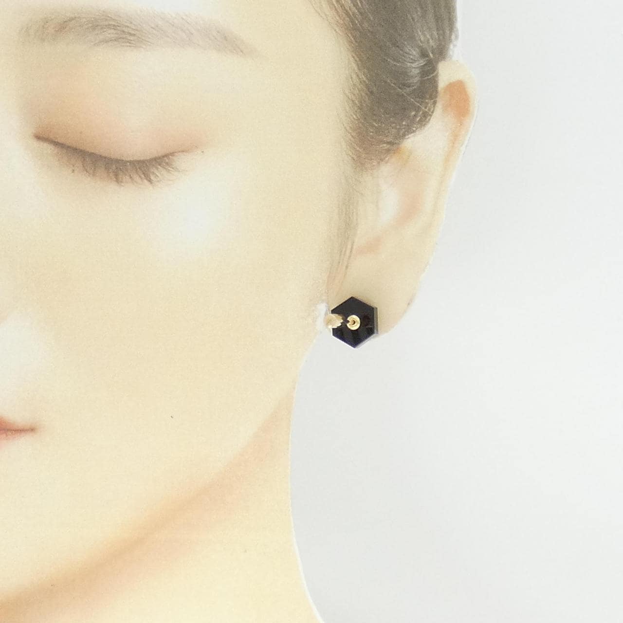 Hirotaka Short Spear Earrings (One Ear)