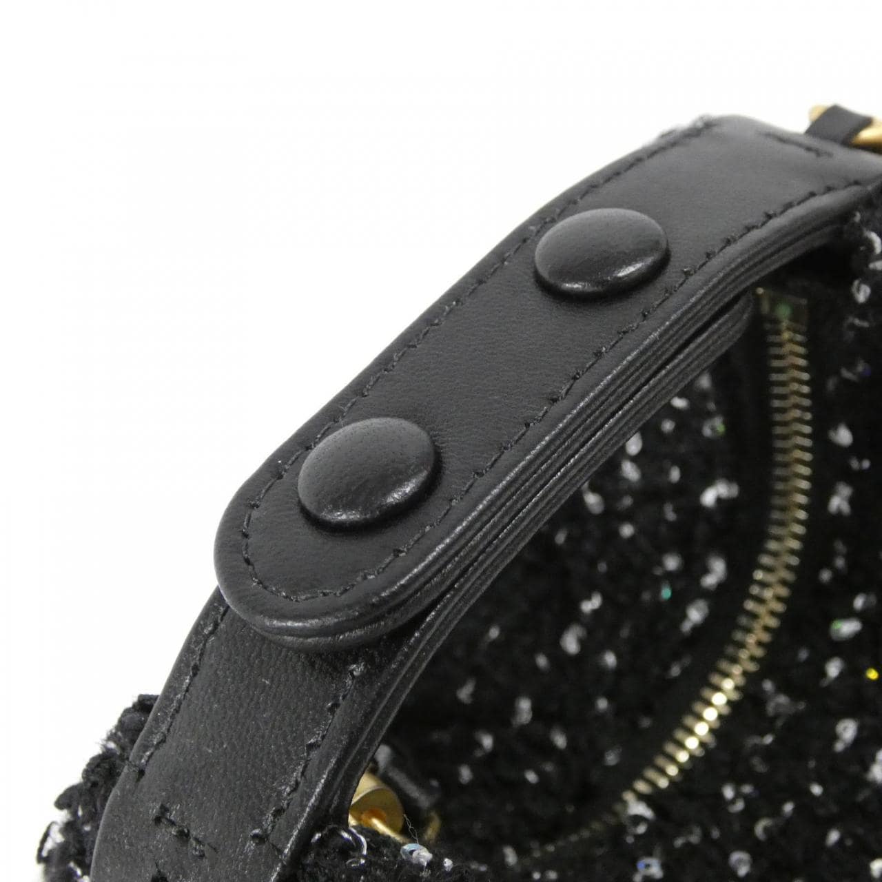 【未使用品】シャネル AP4692 ポーチ