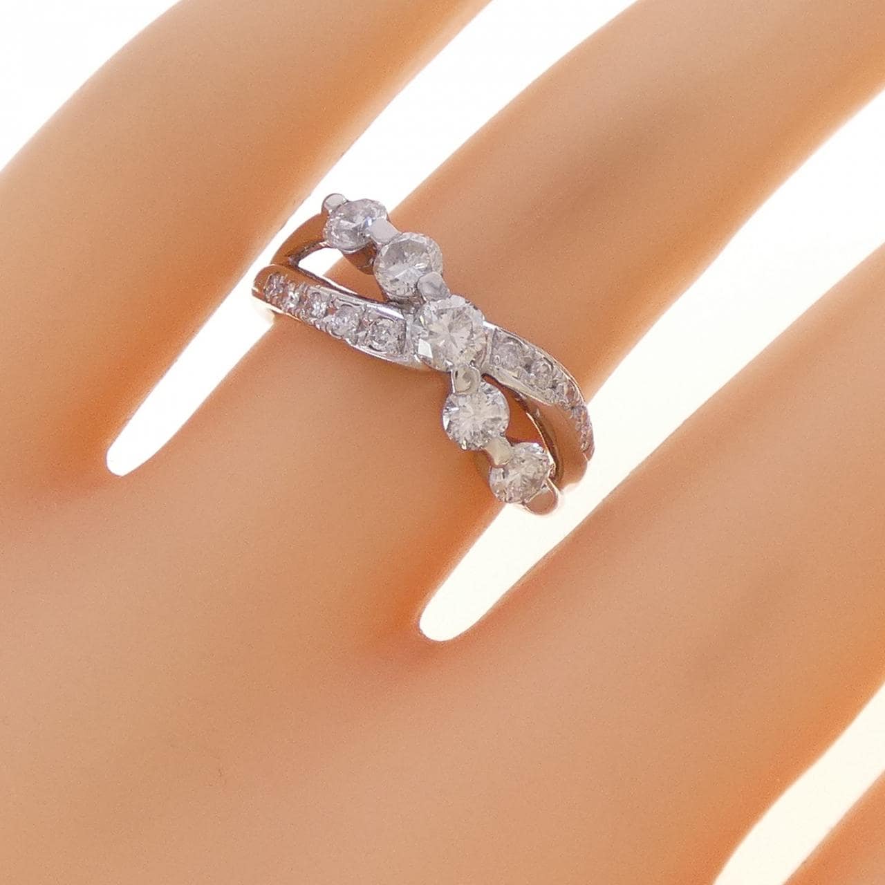 PT900 ダイヤモンド リング 1.00CT