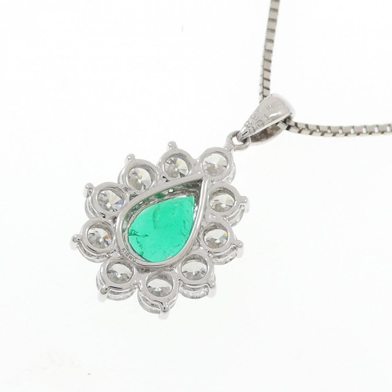 PT900/PT850 エメラルド ネックレス 1.50CT