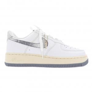 ナイキ NIKE DV7183-100 スニーカー
