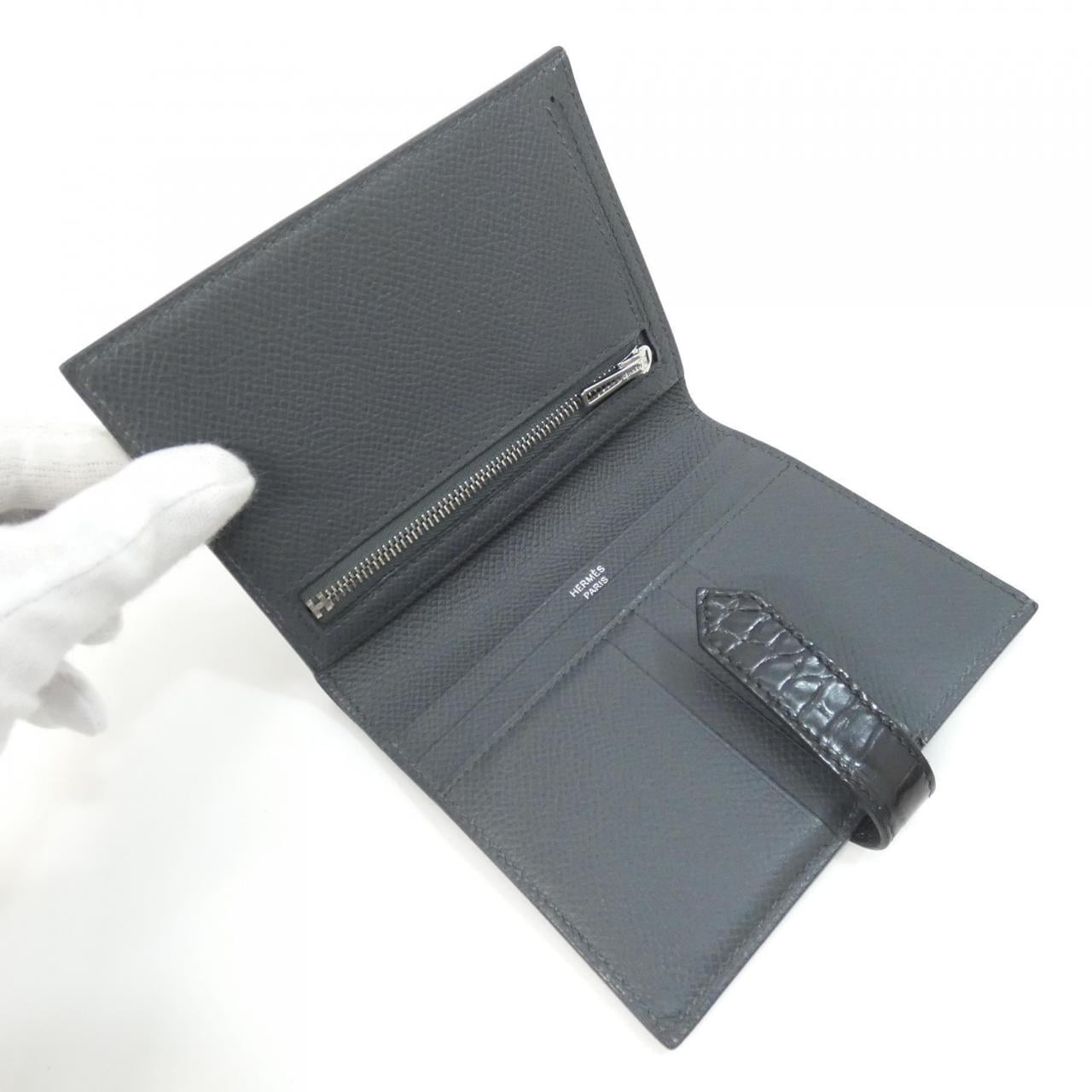 エルメス ベアン コンパクト タッチ 財布