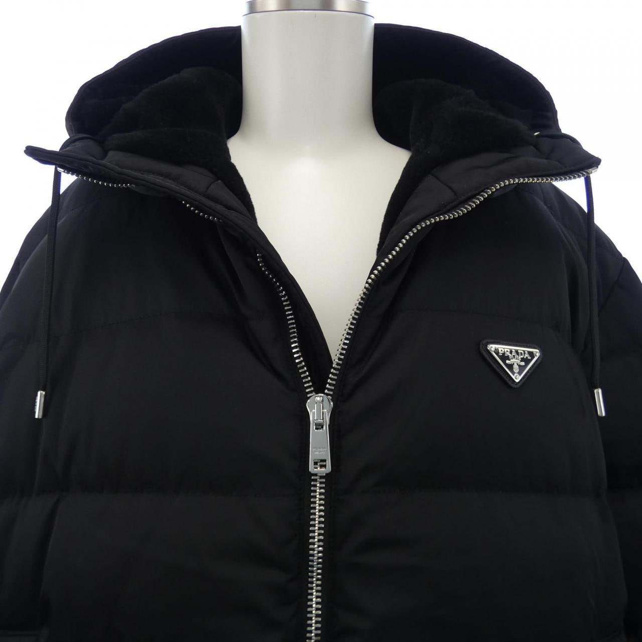 プラダ PRADA ダウンジャケット