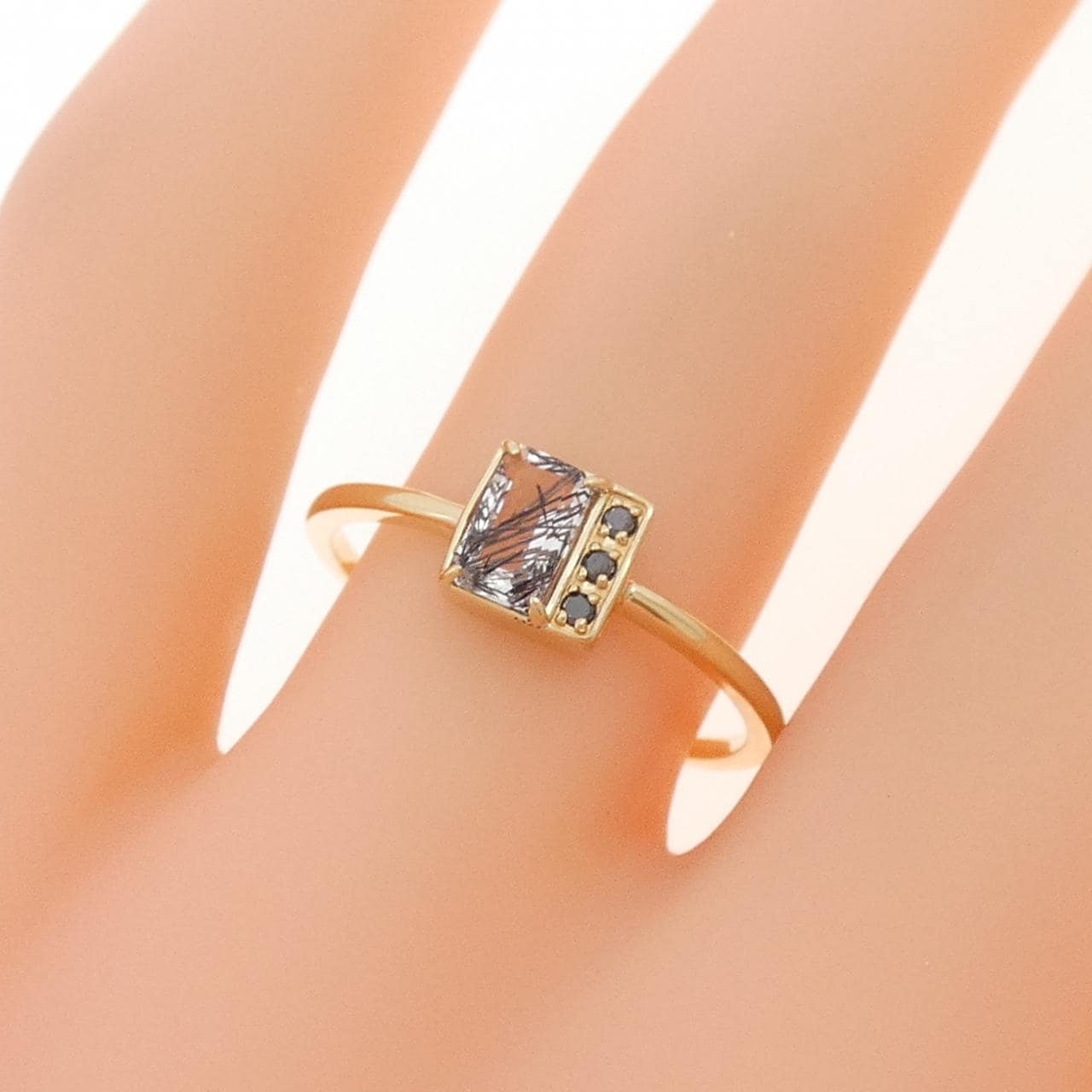 ノジェス クオーツ リング