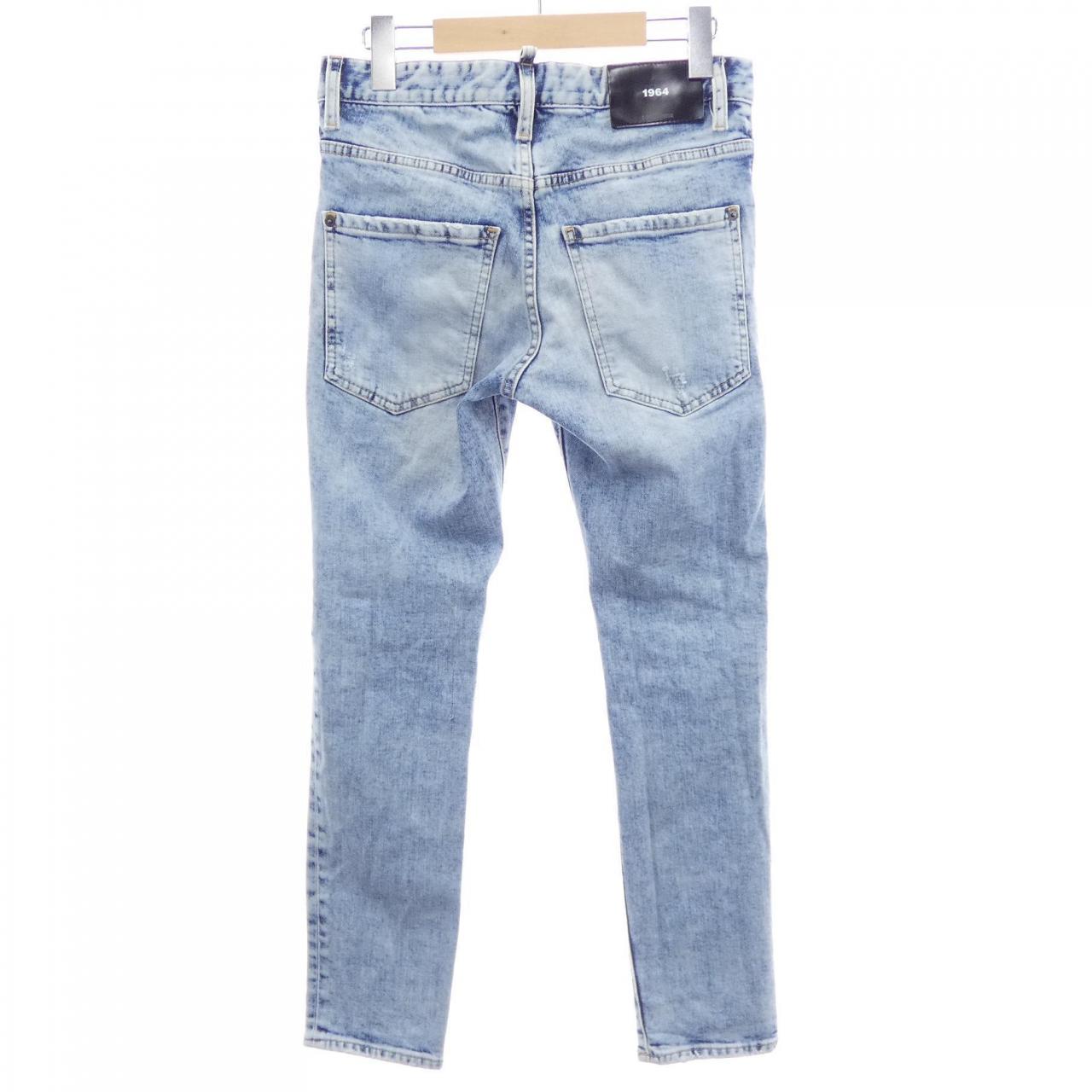 ディースクエアード DSQUARED2 S74LB0747 ジーンズ