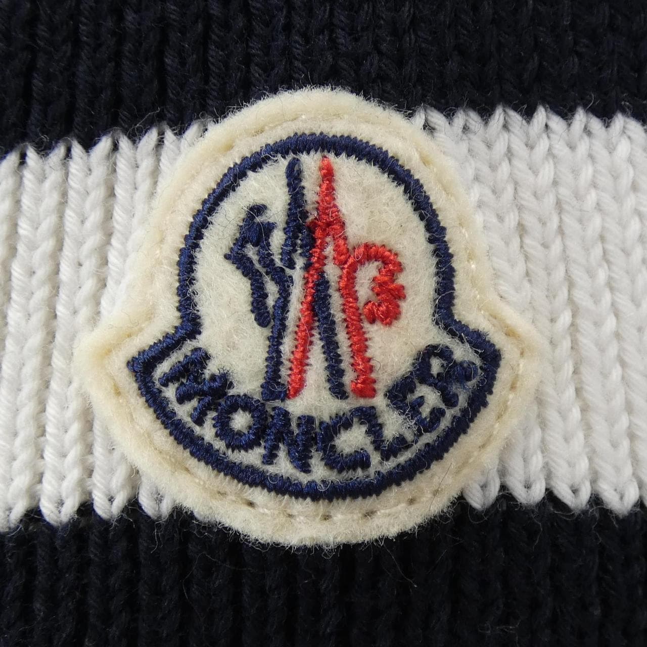 モンクレール MONCLER ダウンジャケット