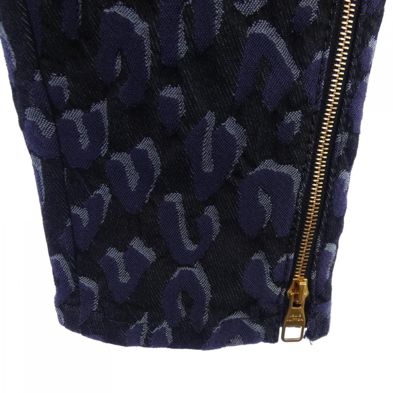 ルイヴィトン LOUIS VUITTON F2PA14BK7 ジーンズ