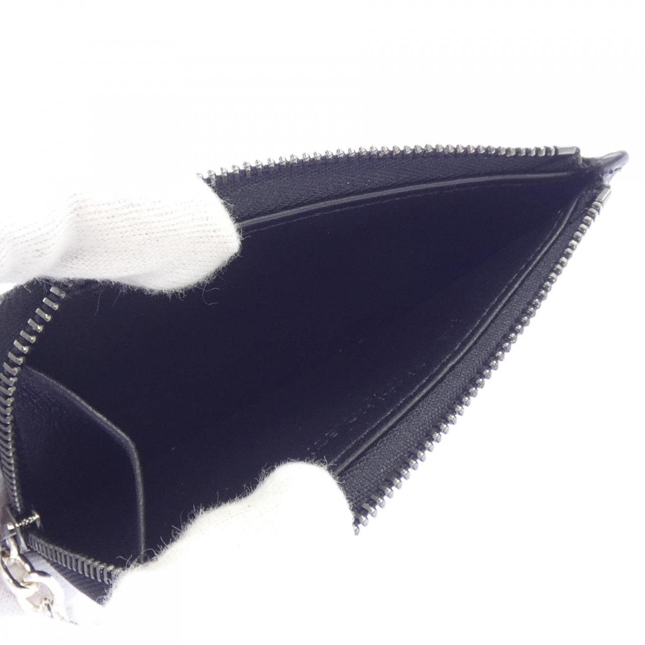 THE LAST ART PROJECT KEY CASE