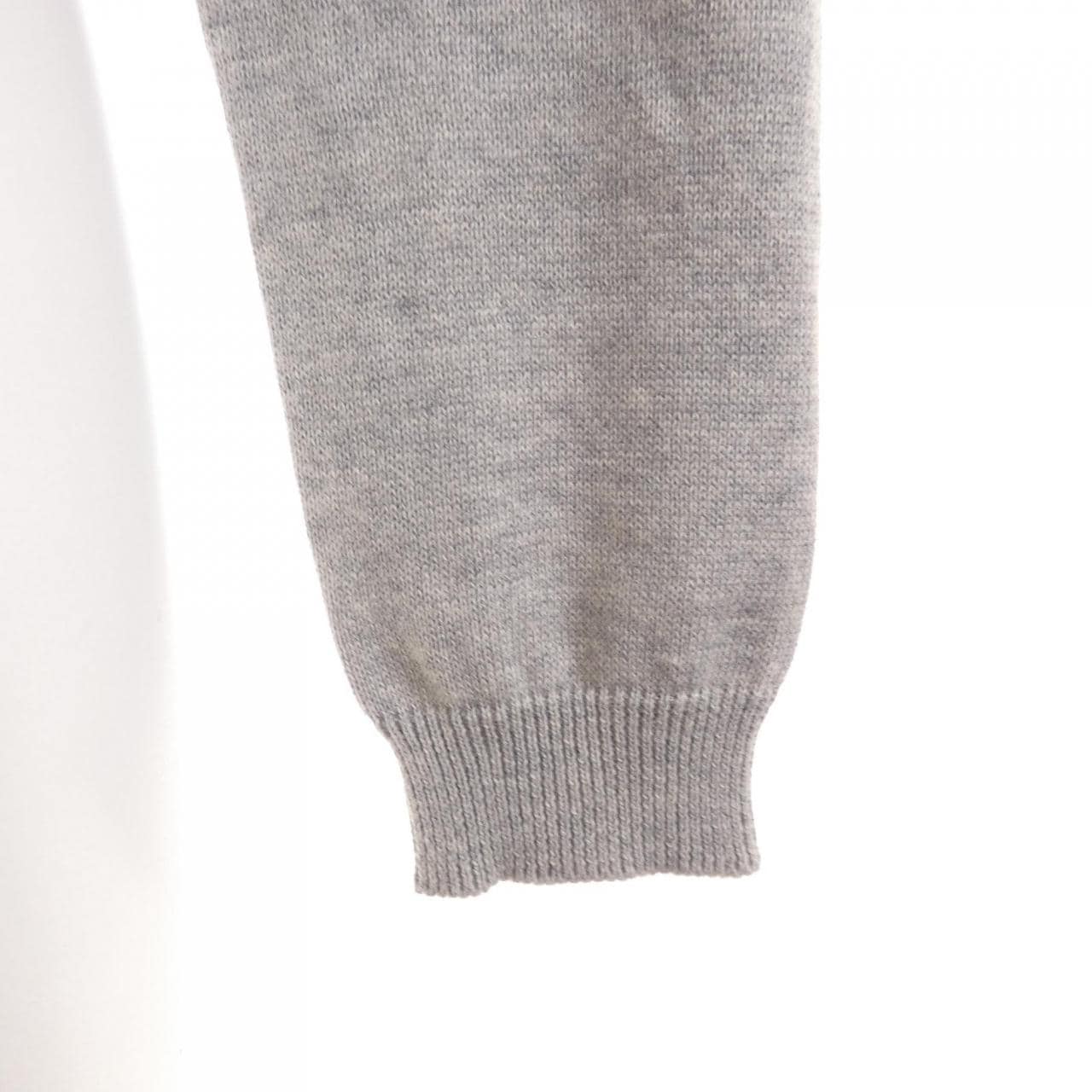 ミュウミュウ MIU MIU MMC605 1BBZ カーディガン