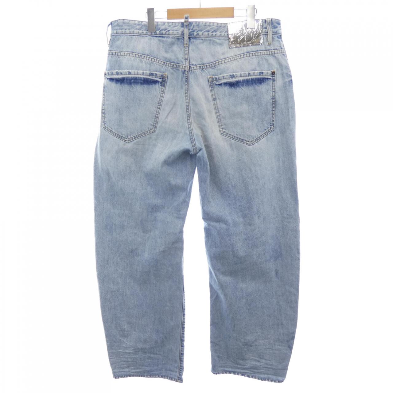 ディースクエアード DSQUARED2 S71LB1387 S30309 ジーンズ