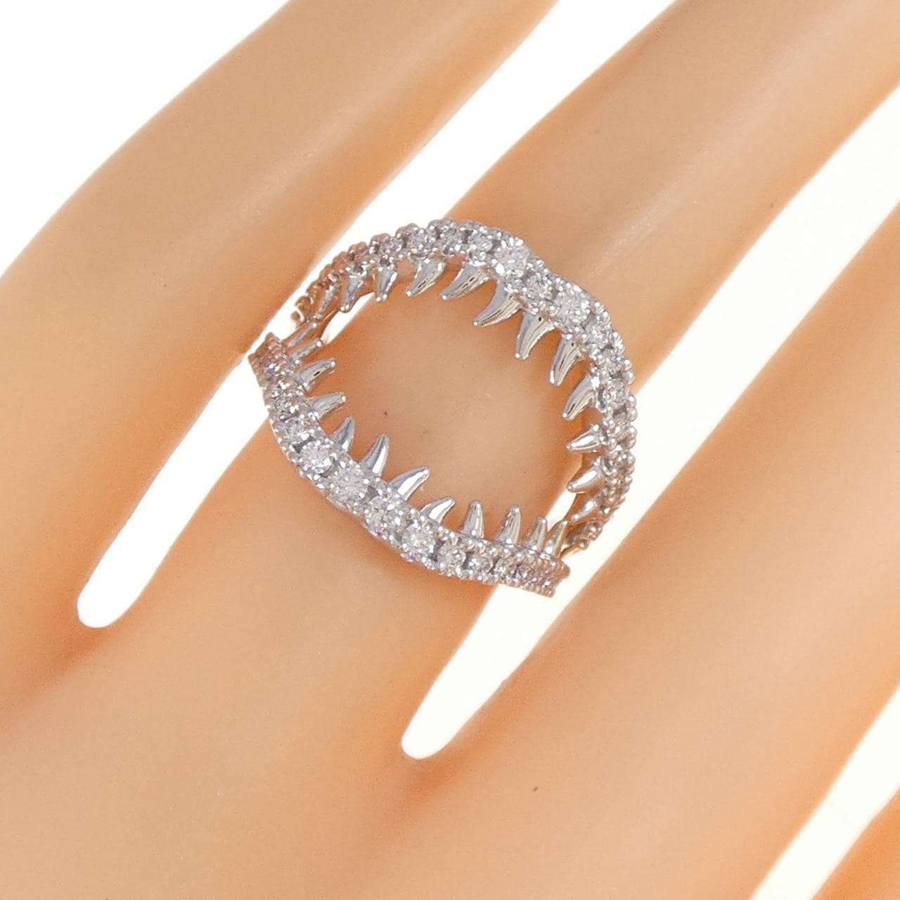 タサキ デインジャー ガルパー リング 0.41CT