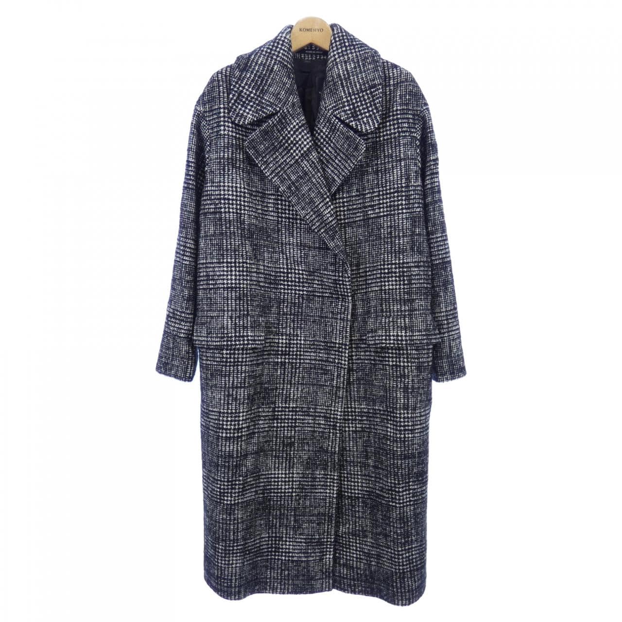 TAGLIATORE coat