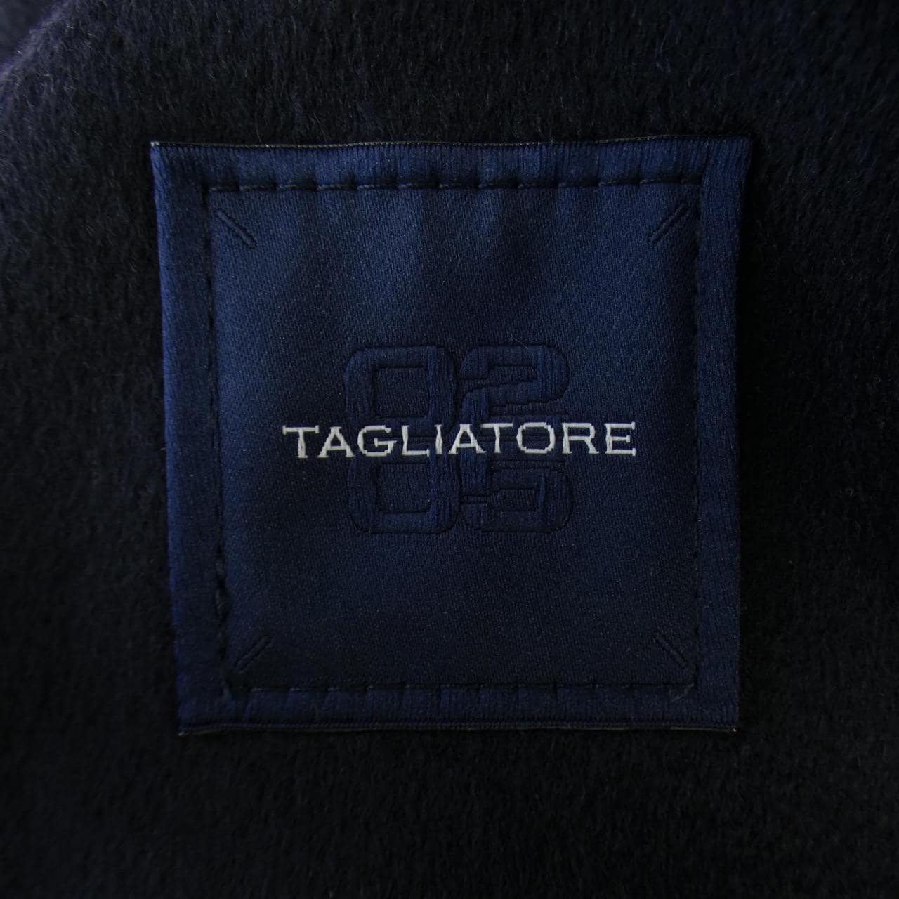 タリアトーレ TAGLIATORE コート