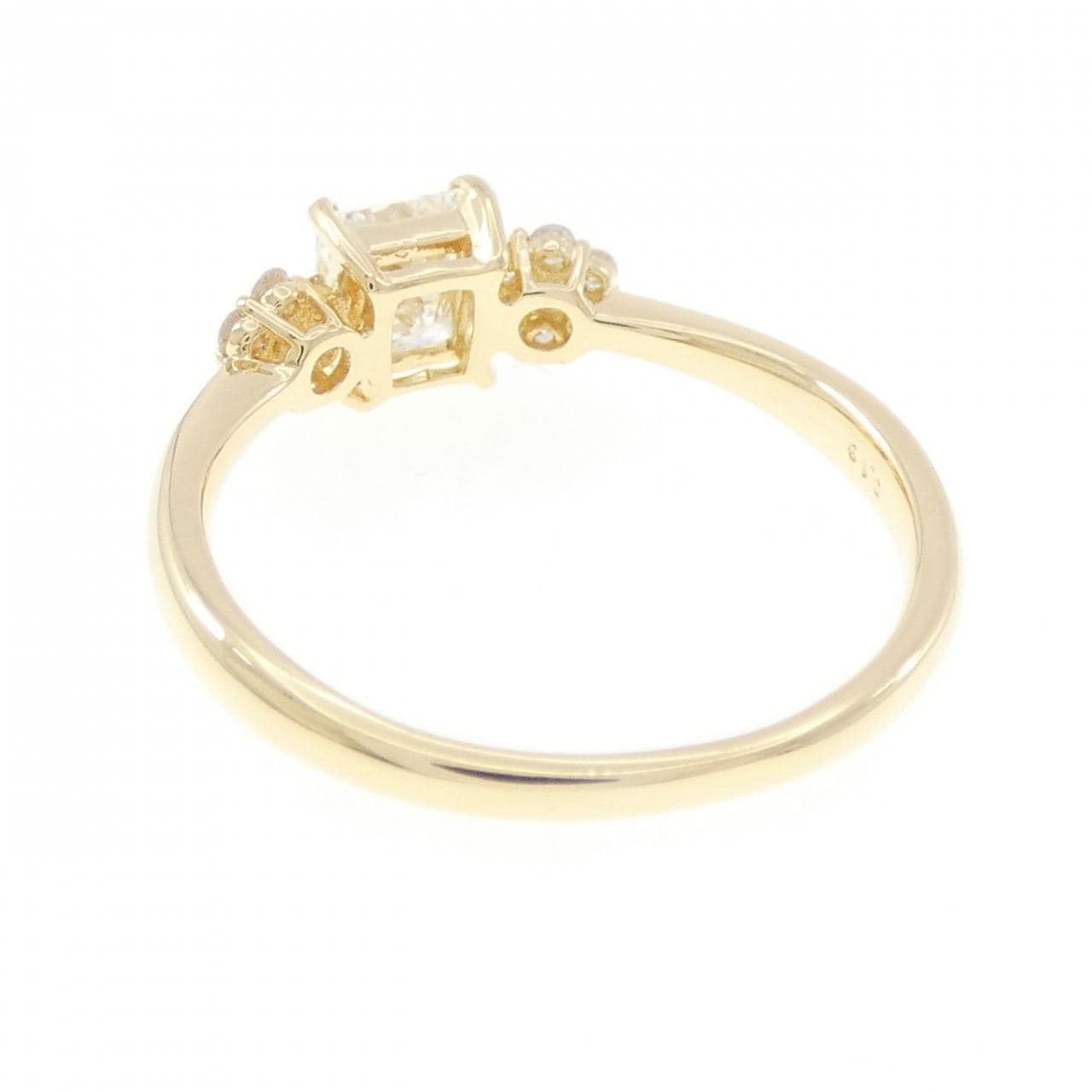 【新品】K18YG ダイヤモンド リング 0.502CT K VVS2 ファンシーカット