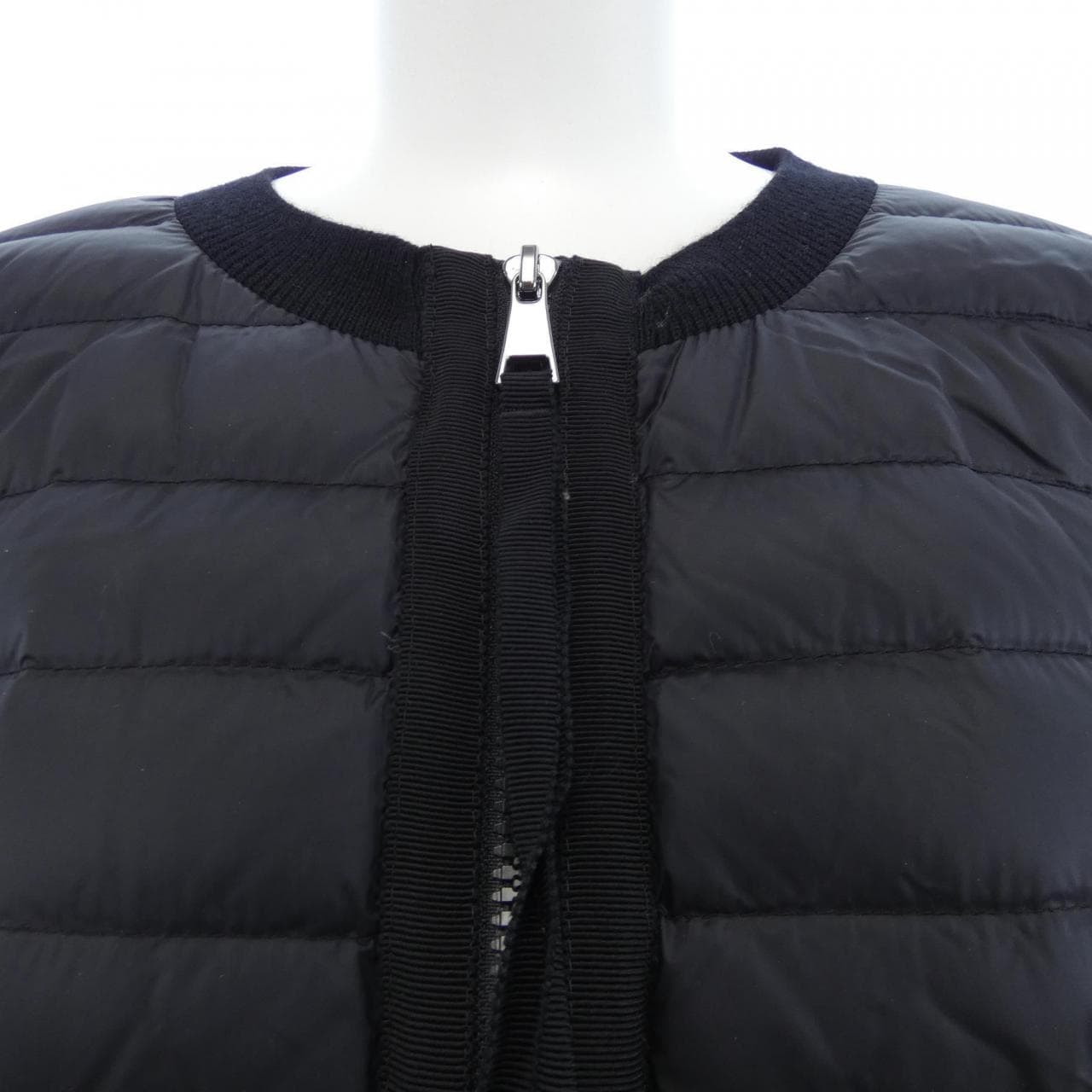 モンクレール MONCLER 20939B51000 ダウンジャケット