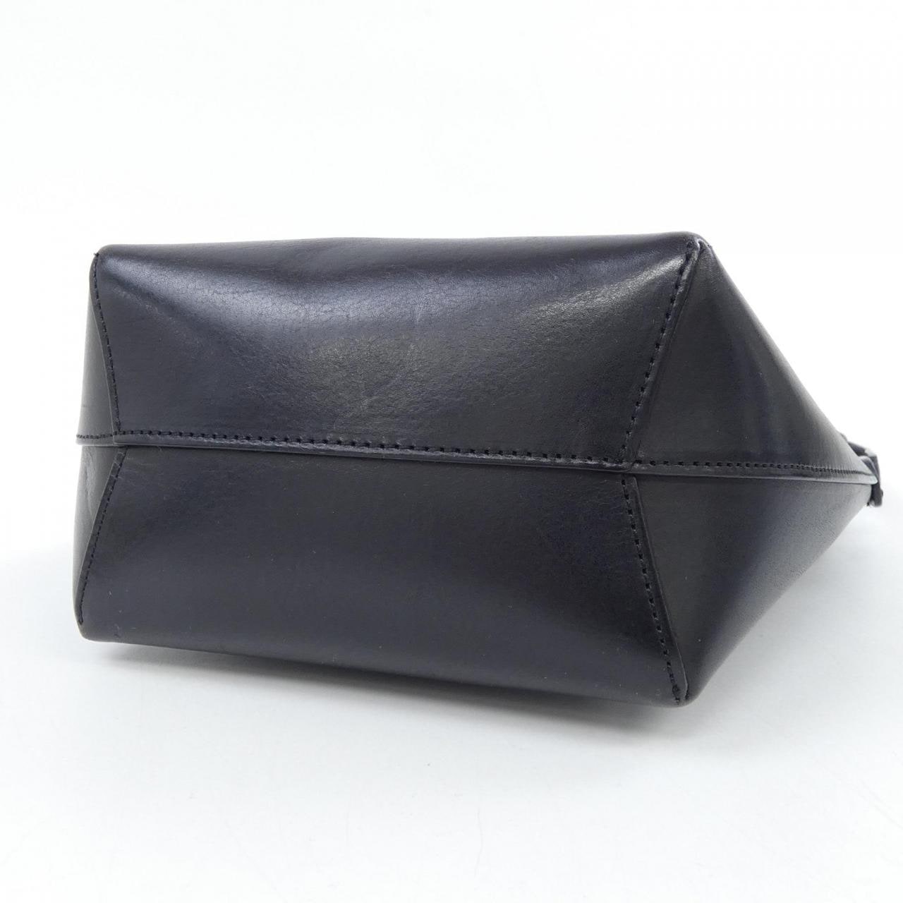 マンサーガブリエル MANSUR GAVRIEL BAG