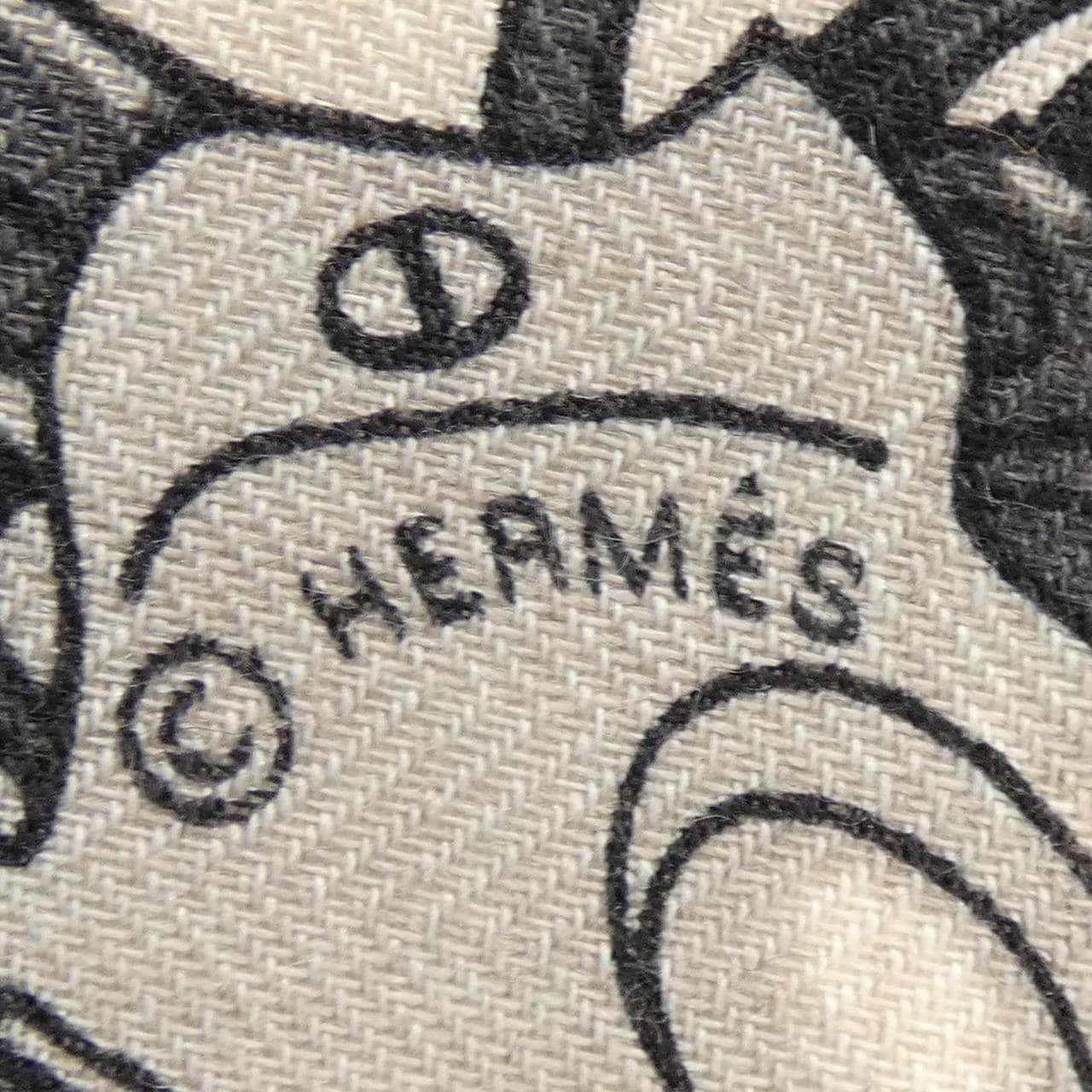 HERMES愛馬仕圍巾