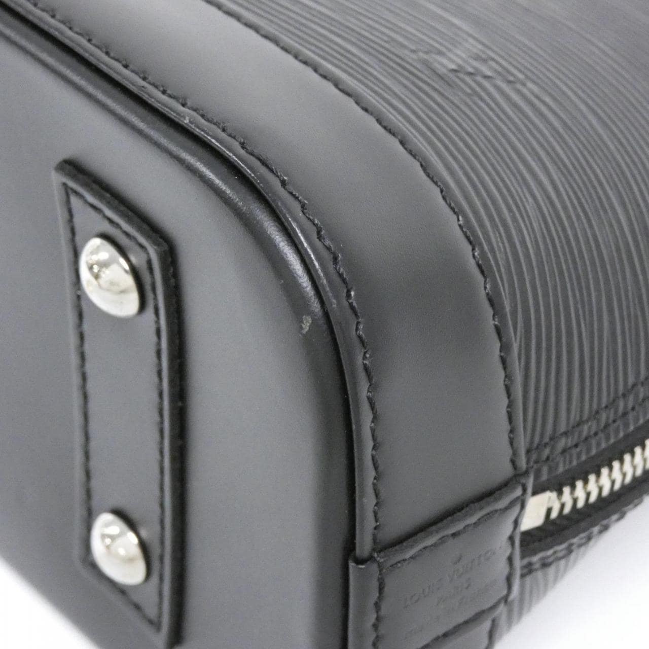 ルイヴィトン エピ アルマBB M24645 バッグ