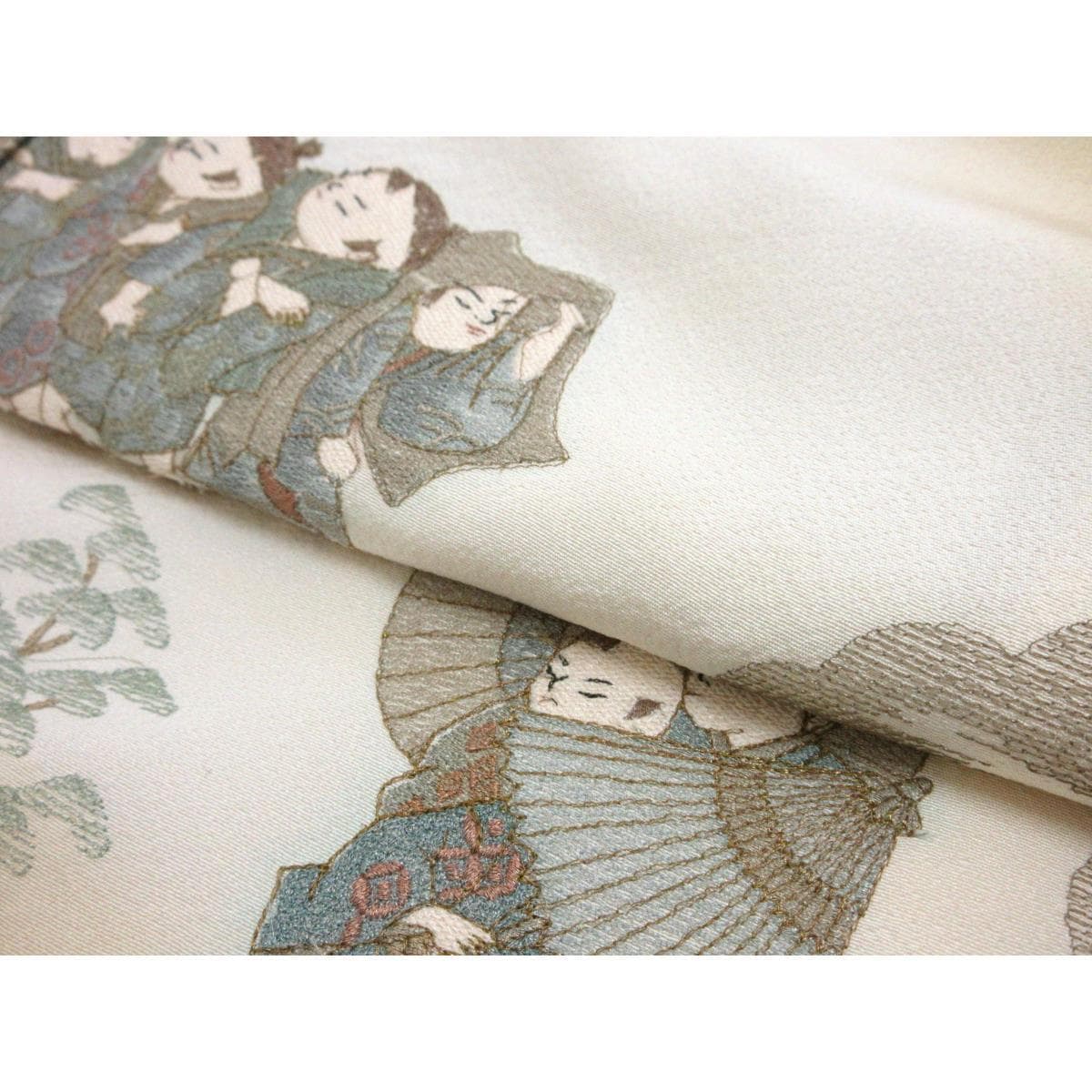 色留袖　訪問着兼用　刺繍加工ボカシ染