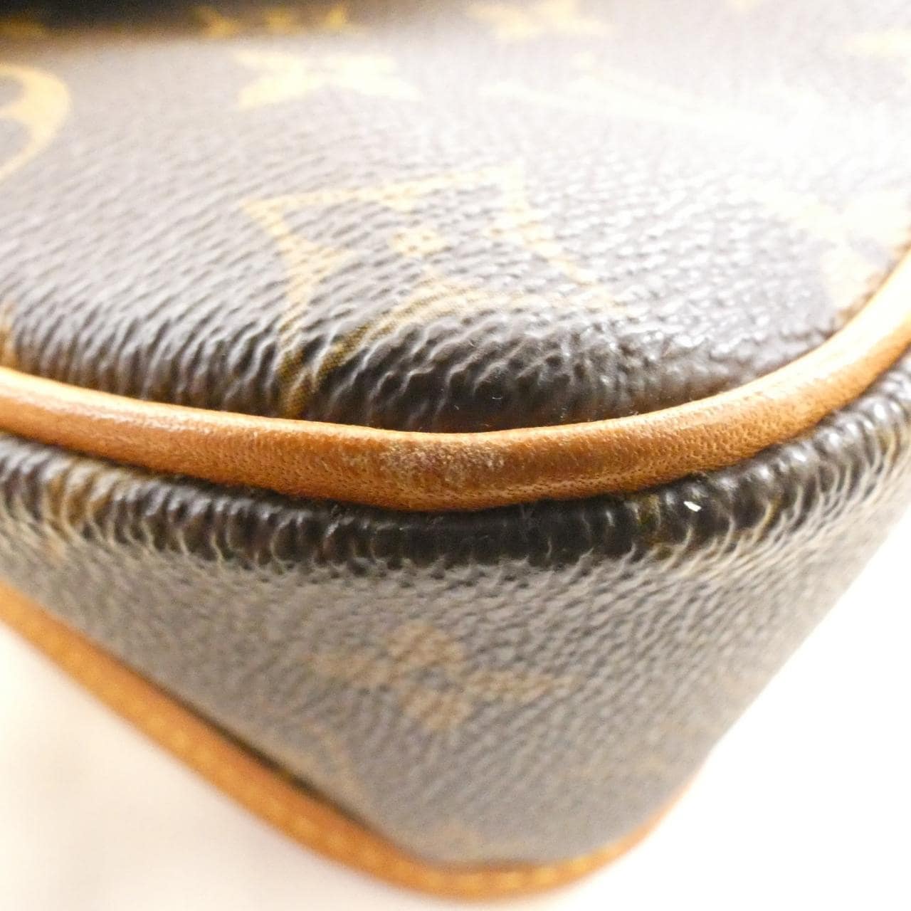 ルイヴィトン モノグラム ソローニュ M42250 ショルダーバッグ