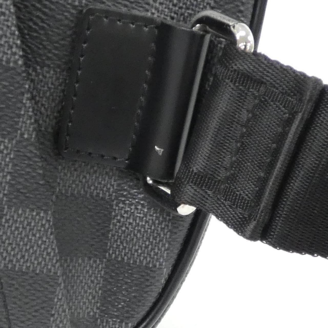 LOUIS VUITTON Damier 石墨 Ambreil N41289 單肩包