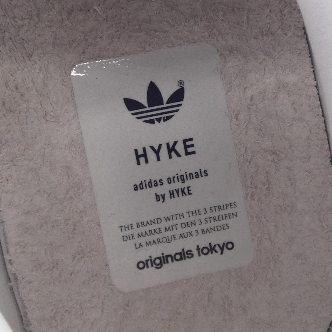 ハイクアディダス HYKE×ADIDAS B26098 スニーカー