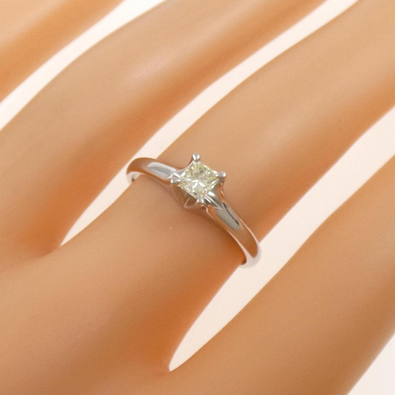 PT900 ダイヤモンド リング 0.300CT